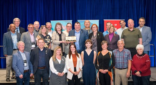 Thompson-Nicola Regional District given Excellence in Governance award at UBCM convention